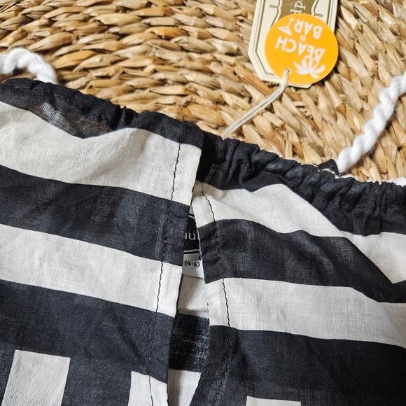 New Mudpie Black & White Cover Up Size S - Picture 10 of 11